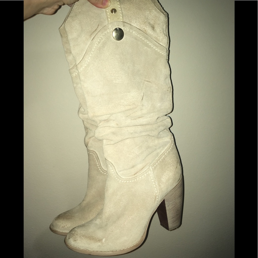 Boots - Picture 2 of 8
